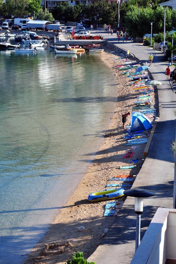 Apartments By The Sea Metajna, Pag - 6465 ภายนอก รูปภาพ
