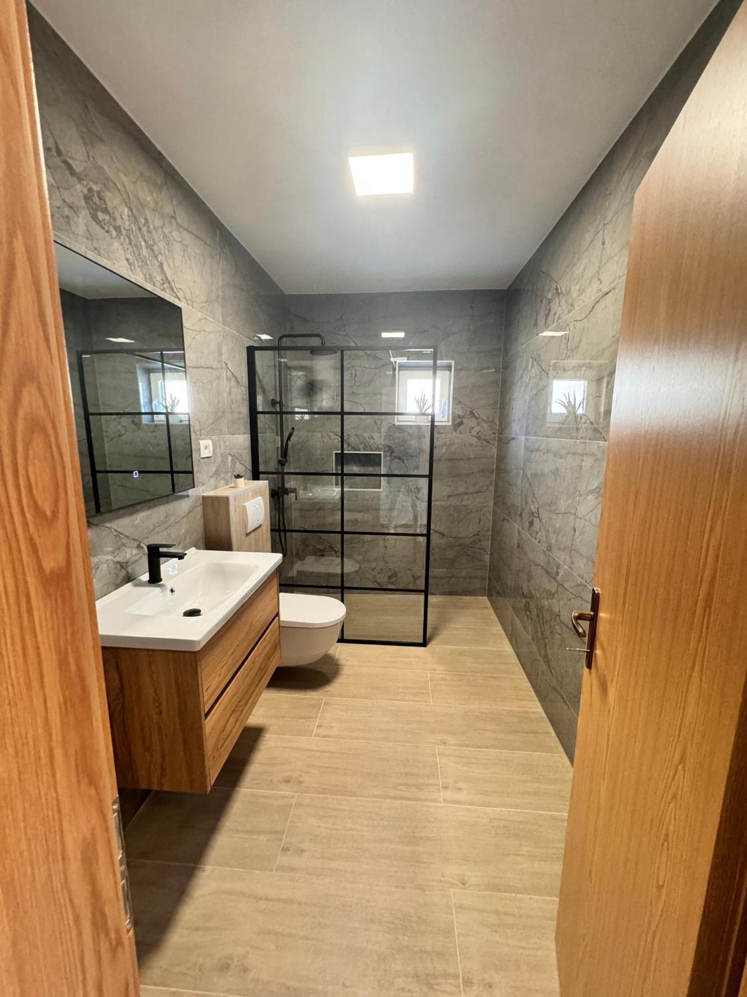Apartments By The Sea Metajna, Pag - 6465 ห้อง รูปภาพ
