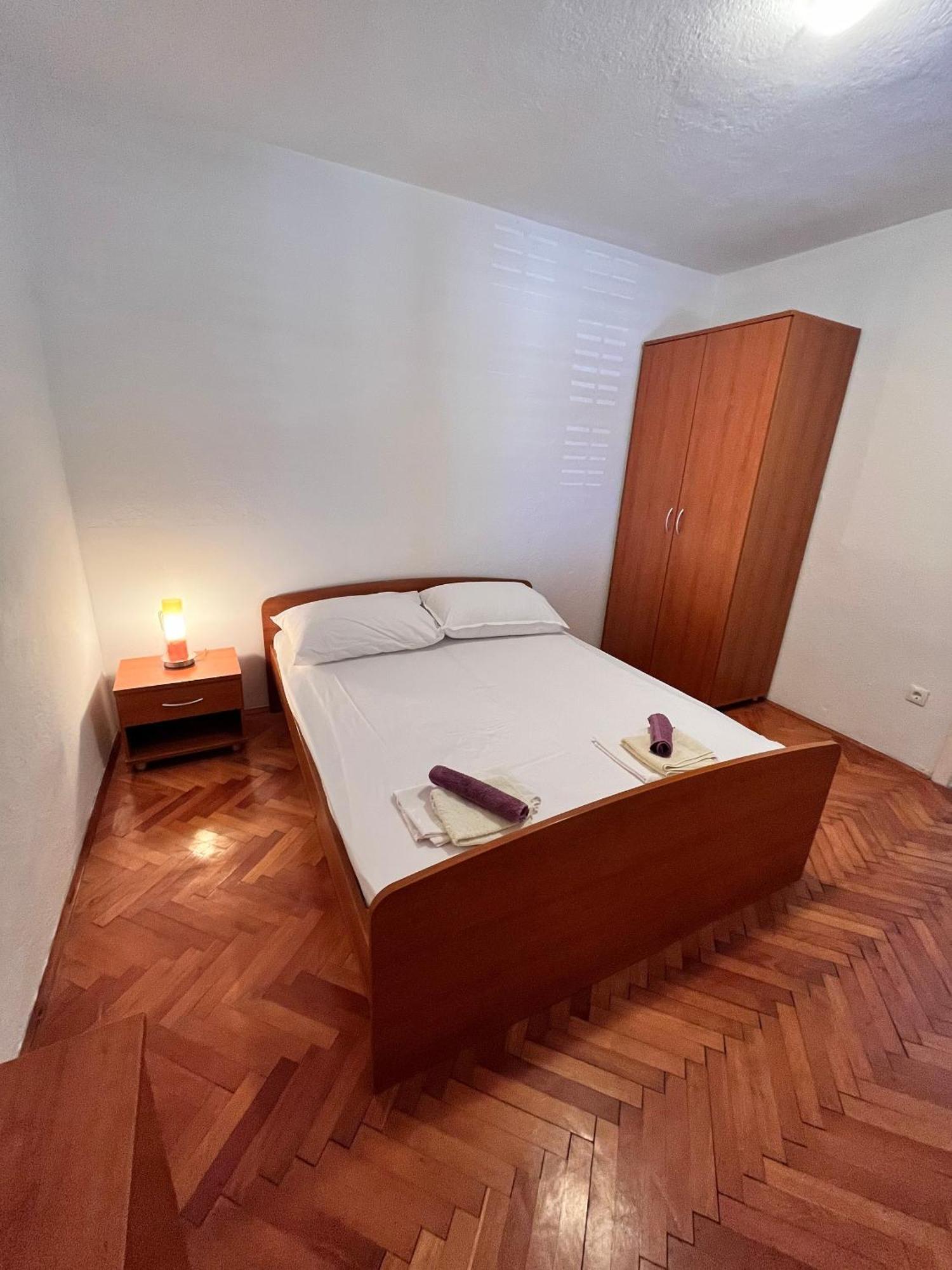 Apartments By The Sea Metajna, Pag - 6465 ห้อง รูปภาพ